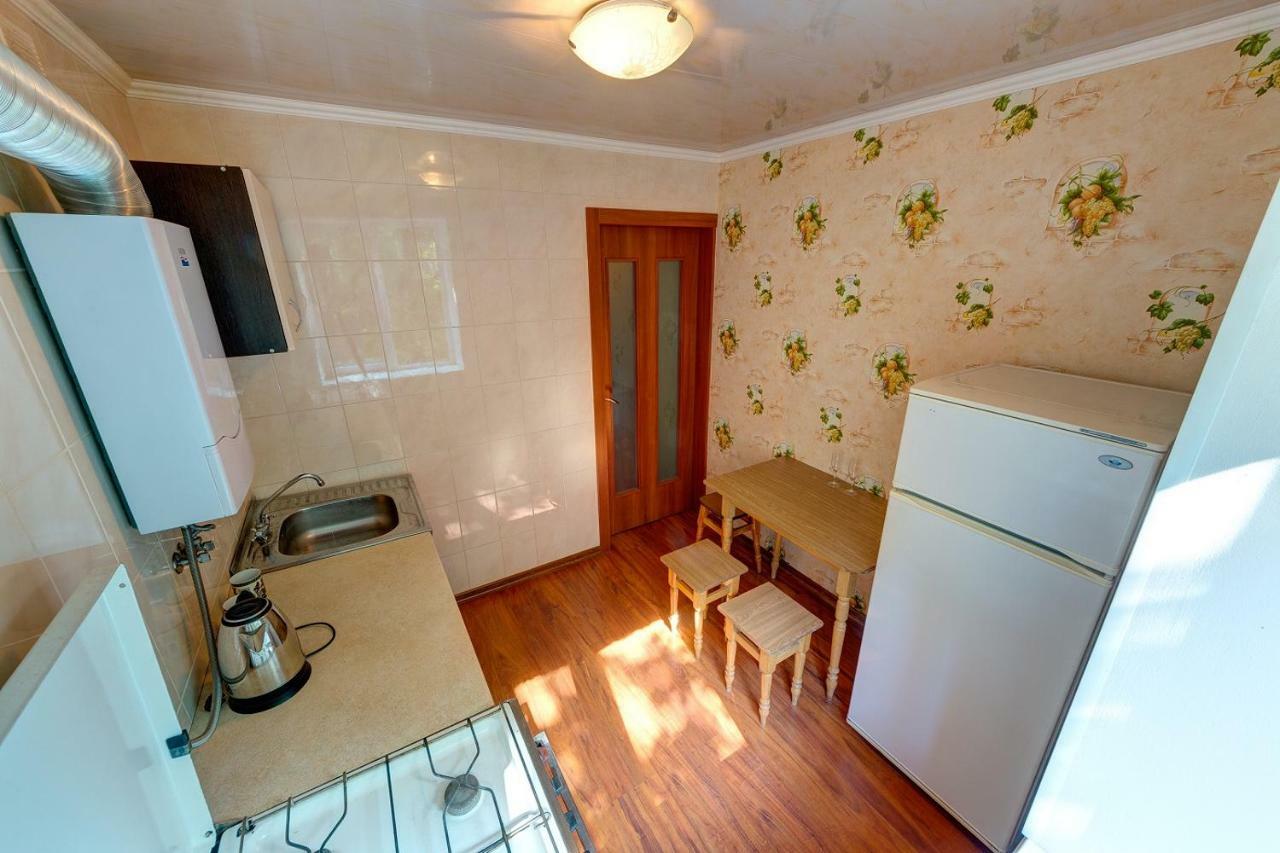 Apartments On The Street Evgeniya Konovalets, 29A Киев Екстериор снимка